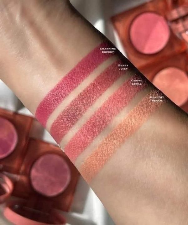 Huda Beauty Glowish Cheeky Vegan Blush Powder — Sassy Saffron